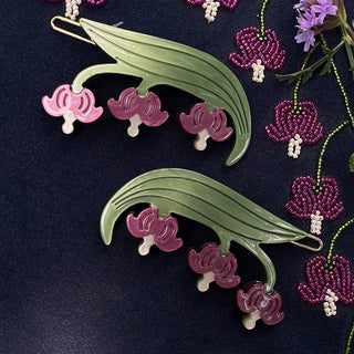 Bleeding Heart Barrette Set