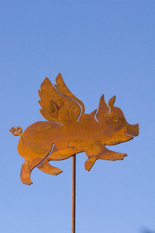 Flying Pig Pick Metal Silhouette Garden Yard Home Art Decor