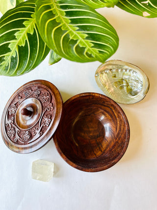 Floral Carved Round Bowl with Lid