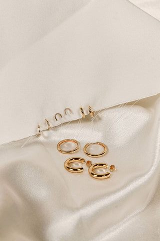 Arch Stud Earrings - Gold